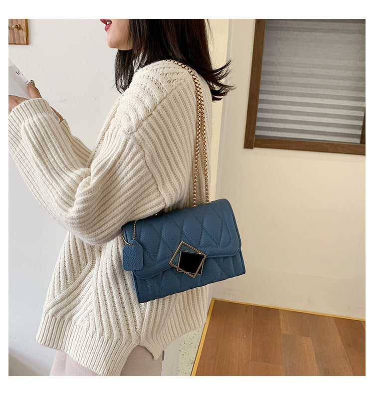 Fashionable Women's Quilted Chain Shoulder Bag