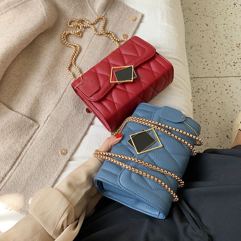 Fashionable Women's Quilted Chain Shoulder Bag
